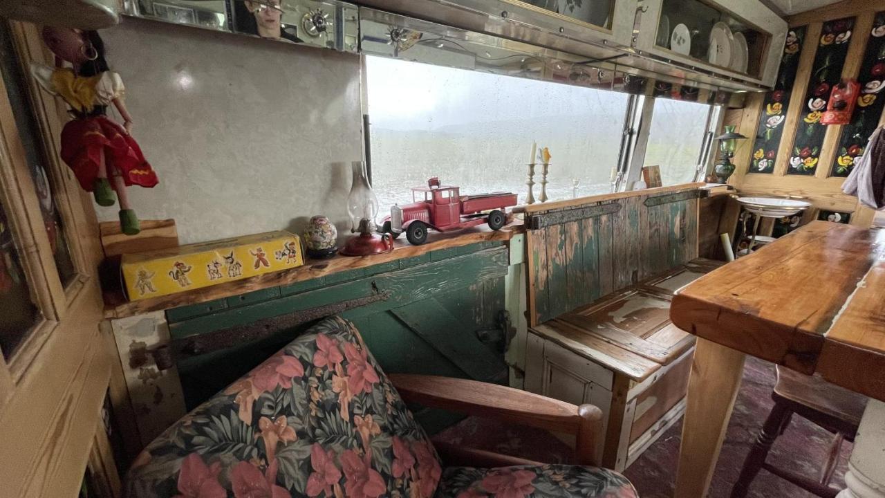 2 X Double Bed Glamping Wagon At Dalby Forest Scarborough Zewnętrze zdjęcie