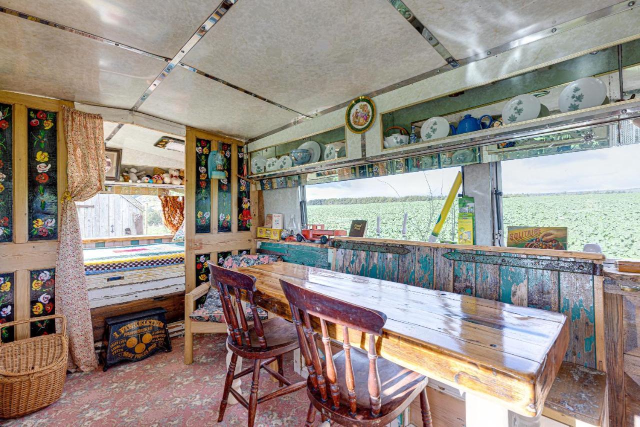 2 X Double Bed Glamping Wagon At Dalby Forest Scarborough Zewnętrze zdjęcie