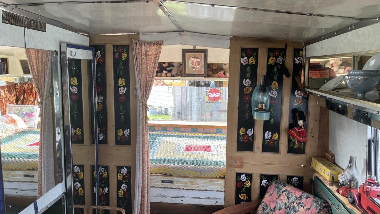 2 X Double Bed Glamping Wagon At Dalby Forest Scarborough Zewnętrze zdjęcie